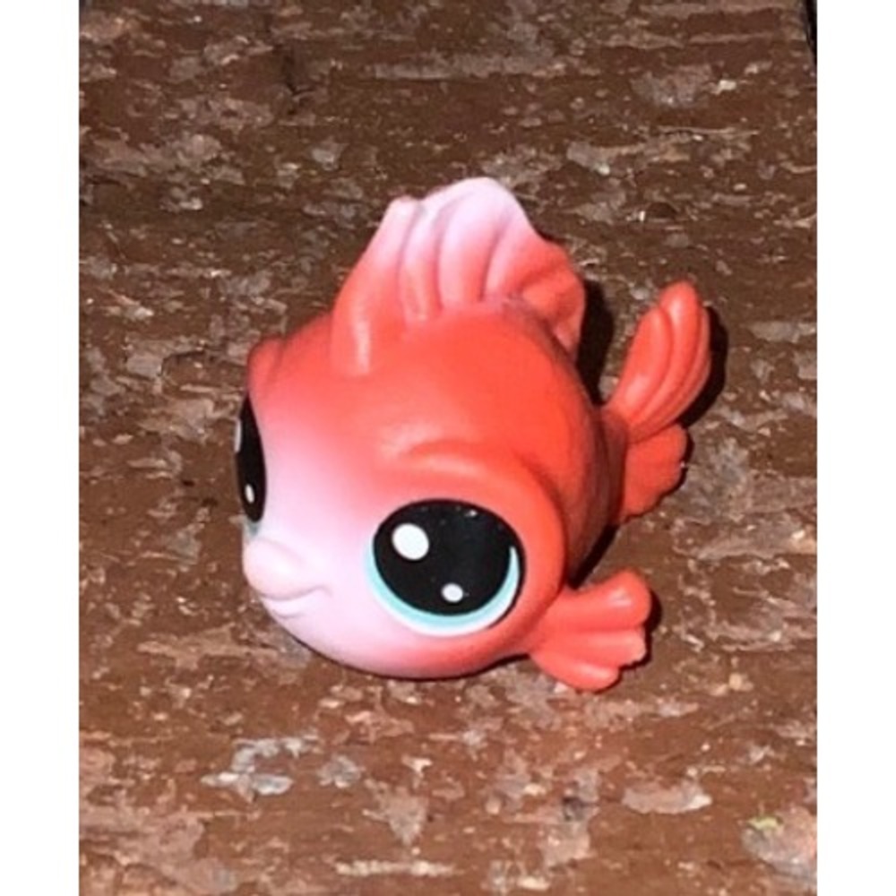 Hasbro Littlest Pet Shop Goldfish Coral Pink Teal Eyes LPS Figure